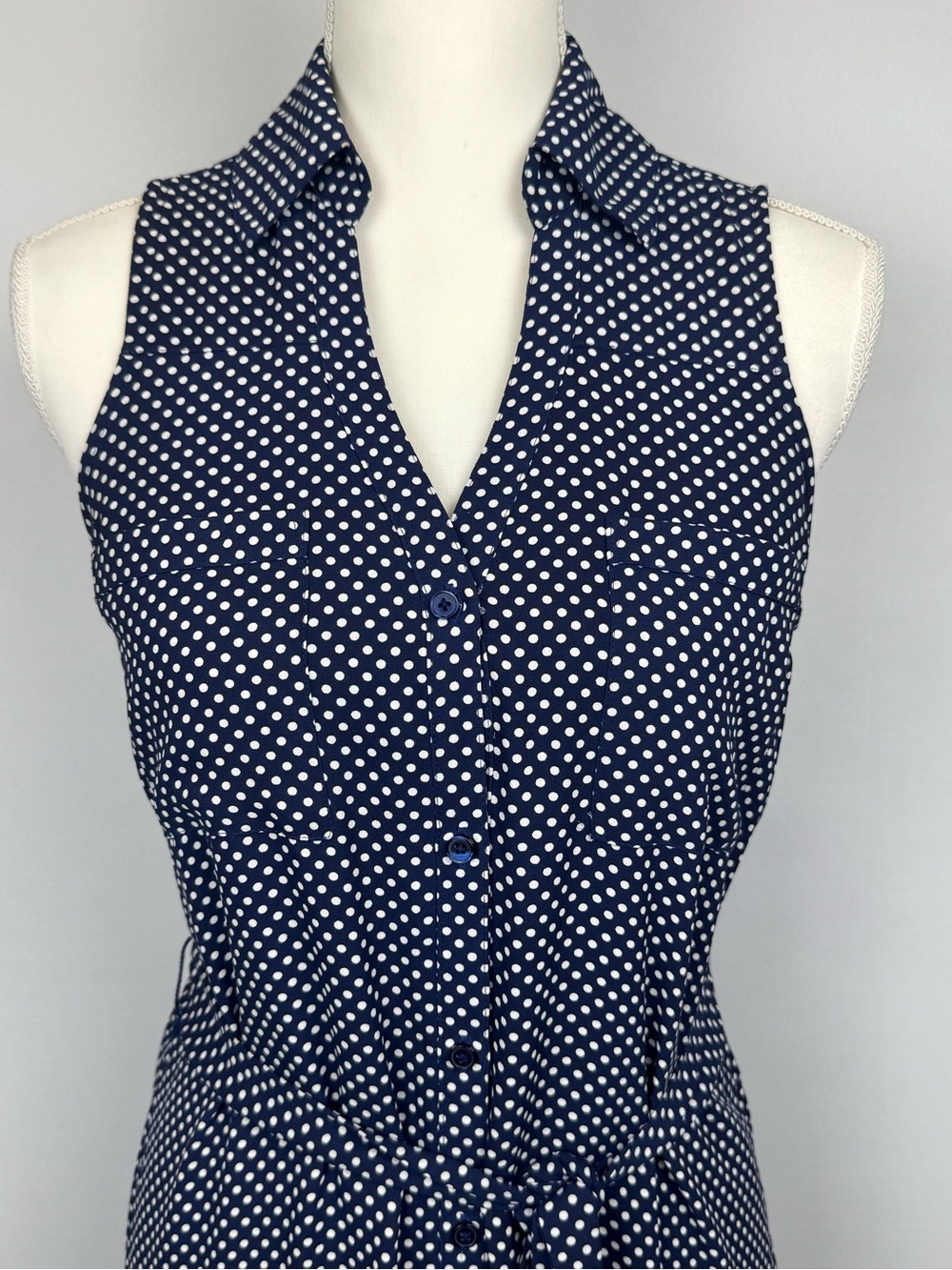 Express Sleeveless Shirt Dress Navy Blue White Polka Dot Belted Size XS Office - Picture 2 of 8